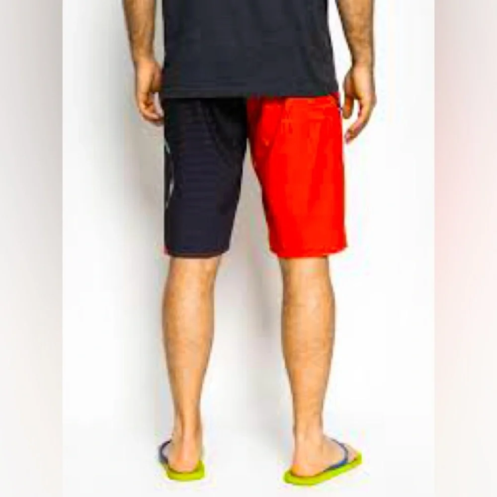 Volcom size 28 Small Mod-Tech red black 10” Liberate Lido board shorts LIKE NEW
